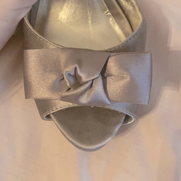 high heel shoes - Picture 3 of 6